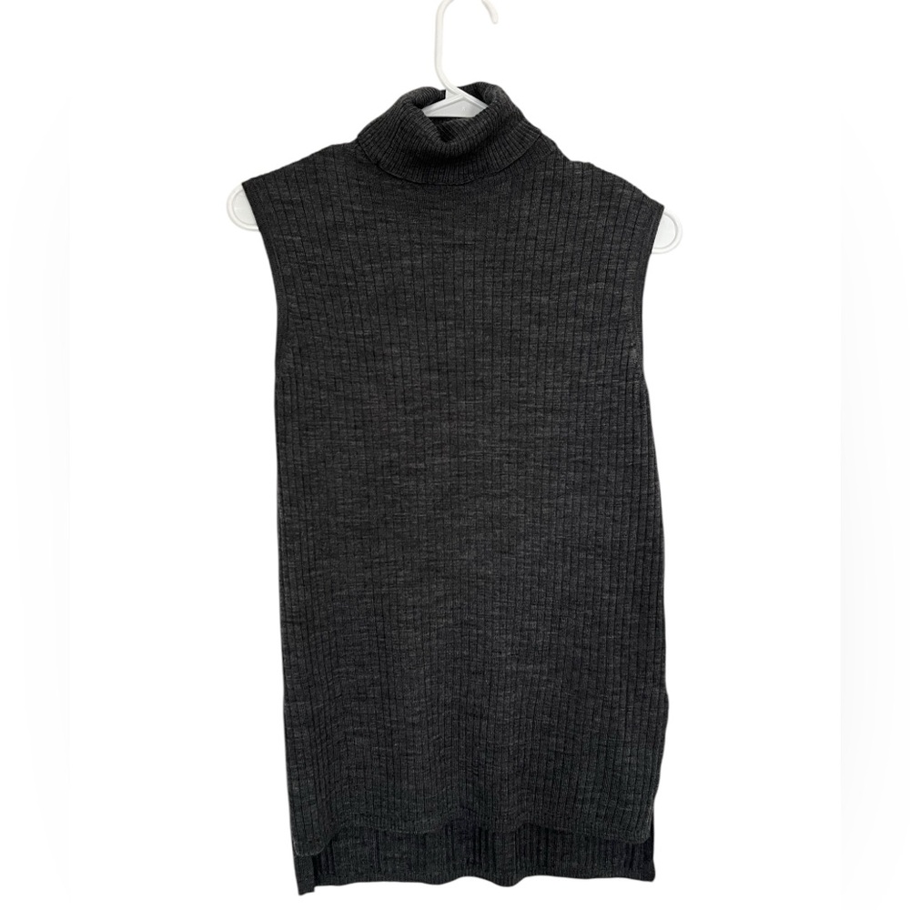 Ribbed Turtleneck Sleeveless Sweater - Charcoal